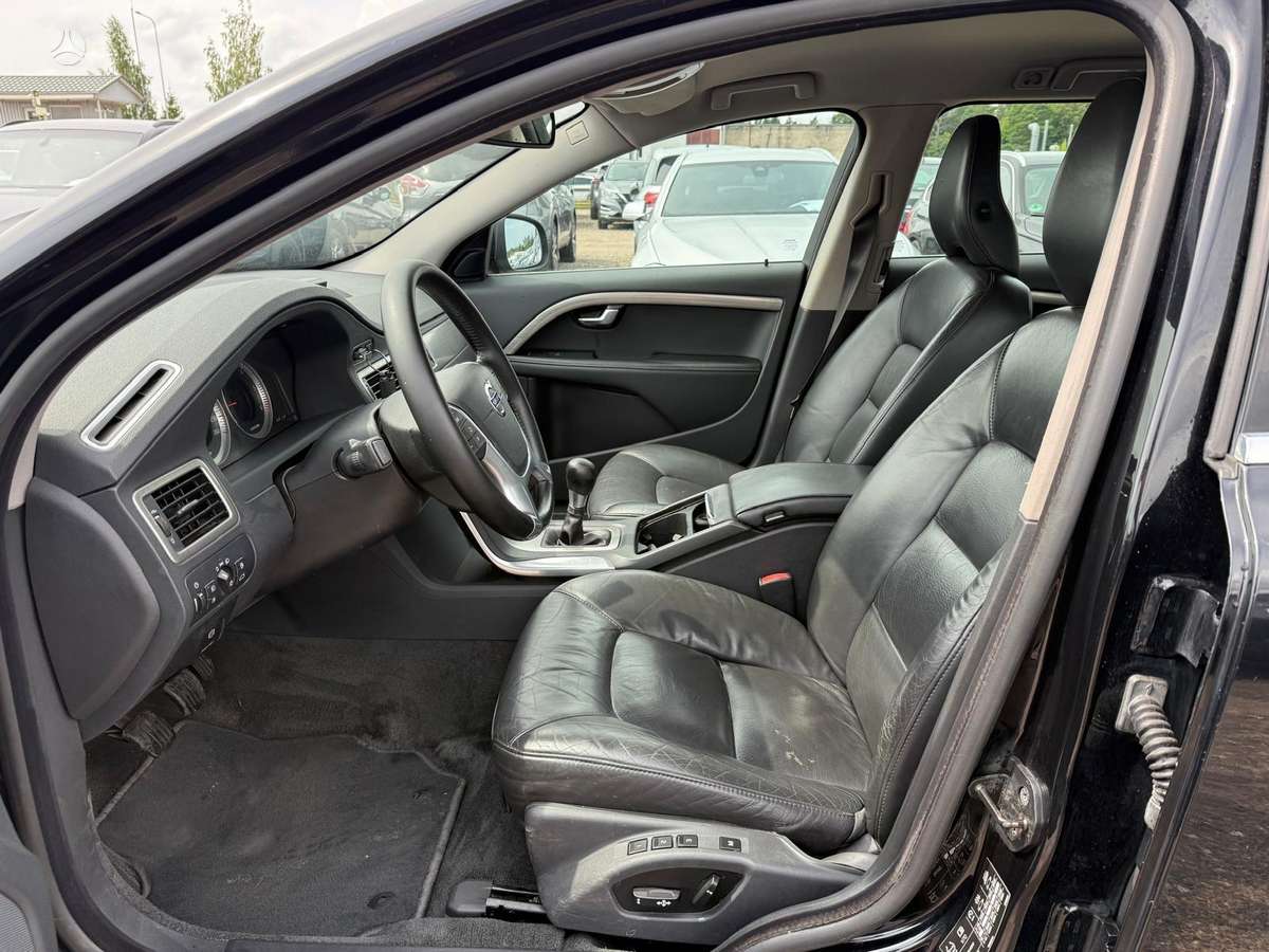 Volvo V70, 2.0 l., Универсал