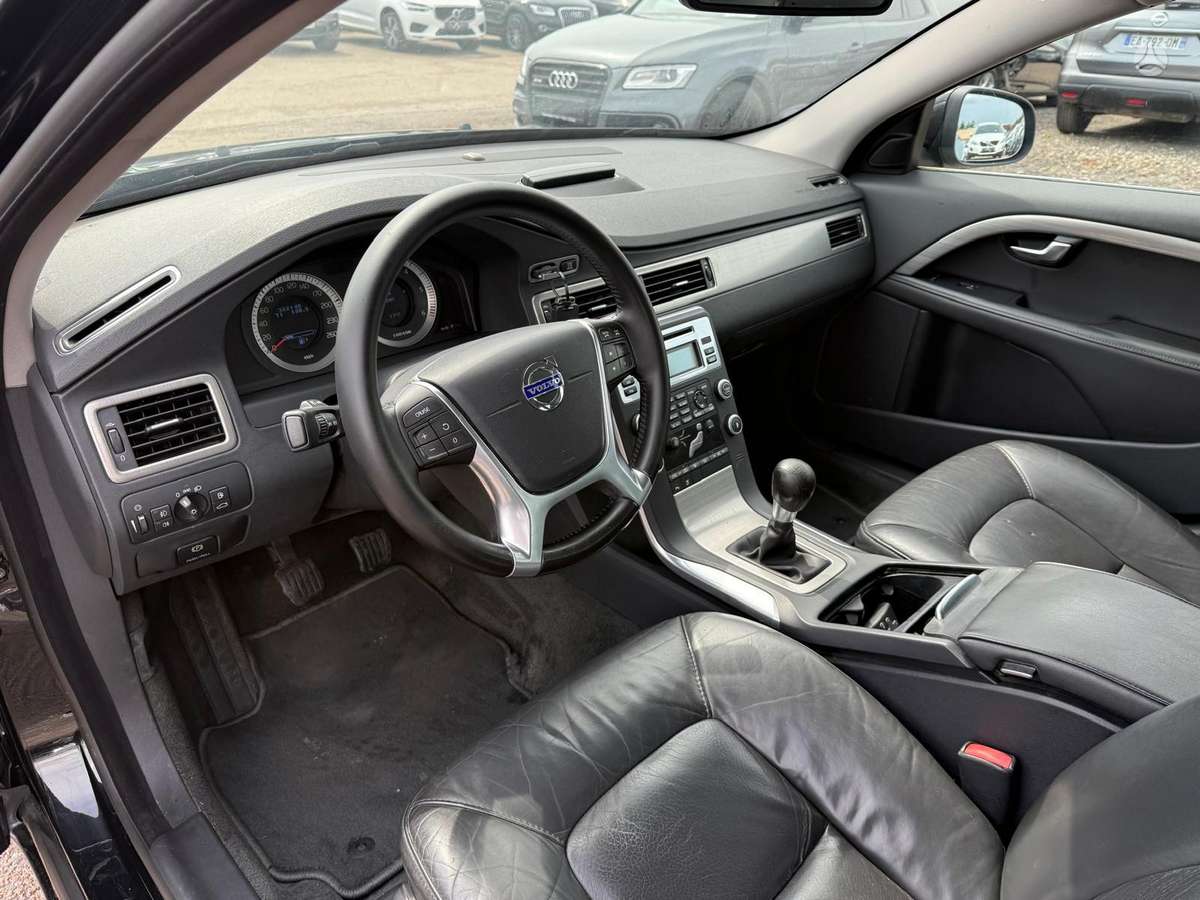 Volvo V70, 2.0 l., Универсал