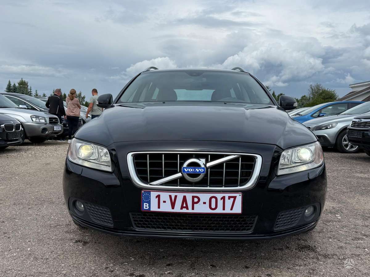 Volvo V70, 2.0 l., Универсал