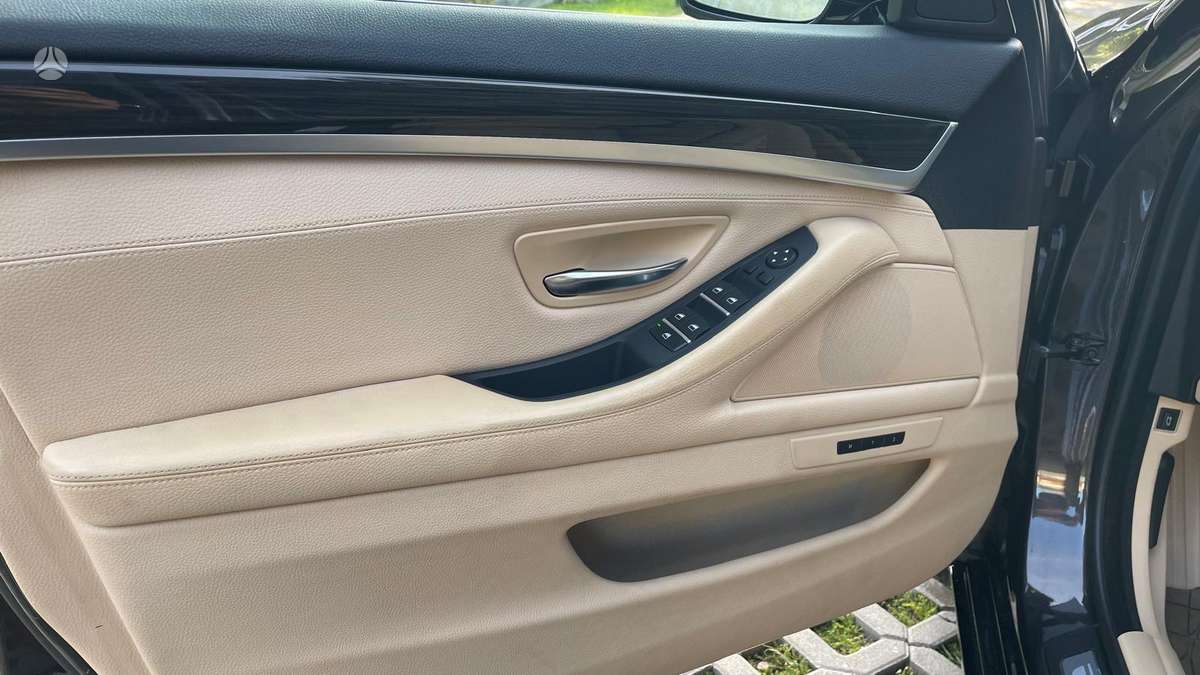 BMW 520, 2.0 l., Универсал