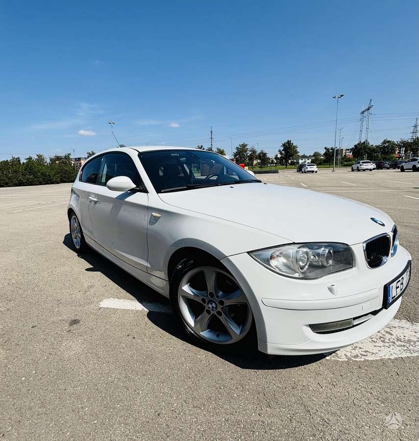 BMW 118, 2.0 l., Хэтчбек