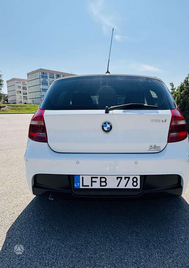 BMW 118, 2.0 l., hatchback