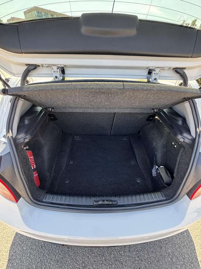 BMW 118, 2.0 l., hatchback