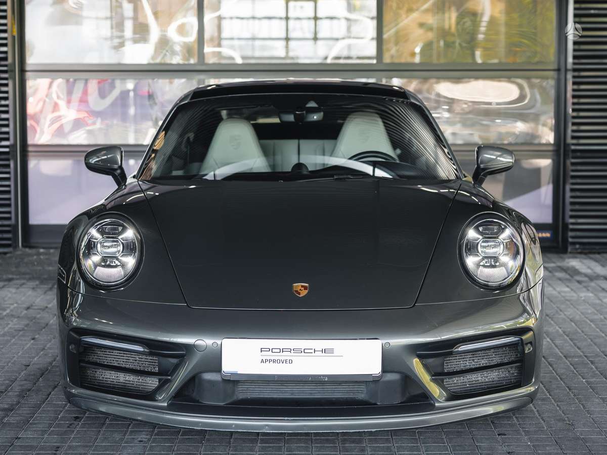 Porsche 911 - 8