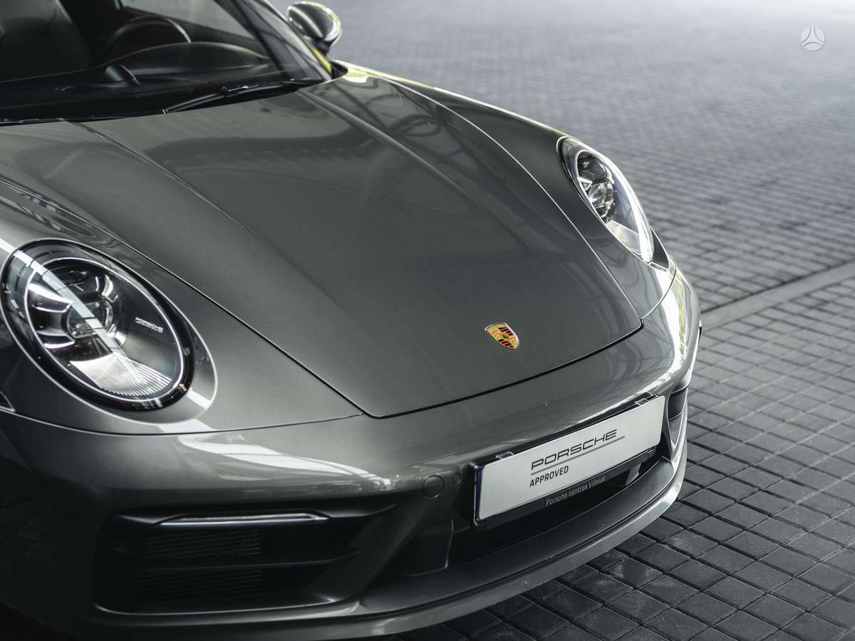 Porsche 911 - 9