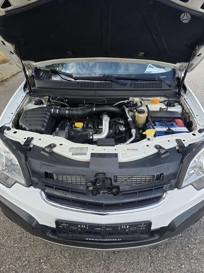 Opel Antara, 2.0 l., off-road / crossover