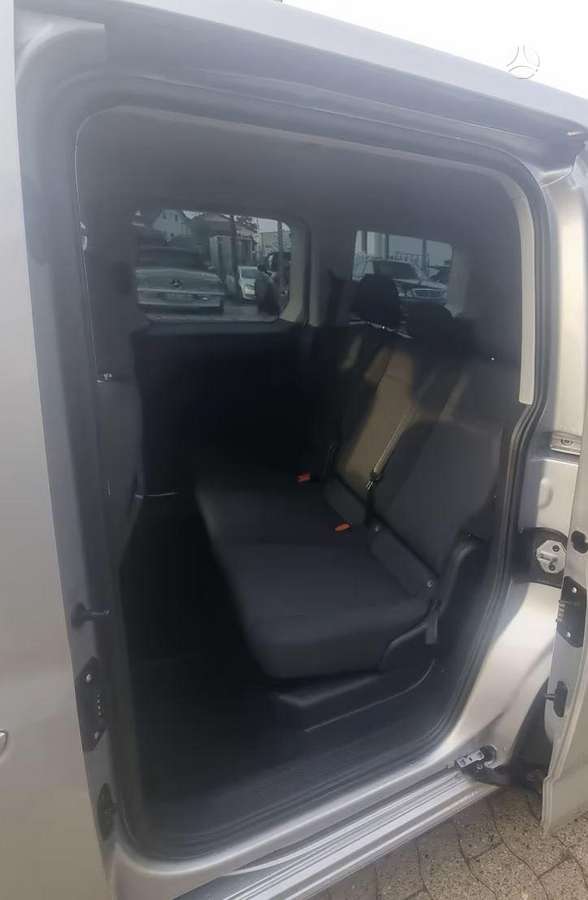 Volkswagen Caddy - 10