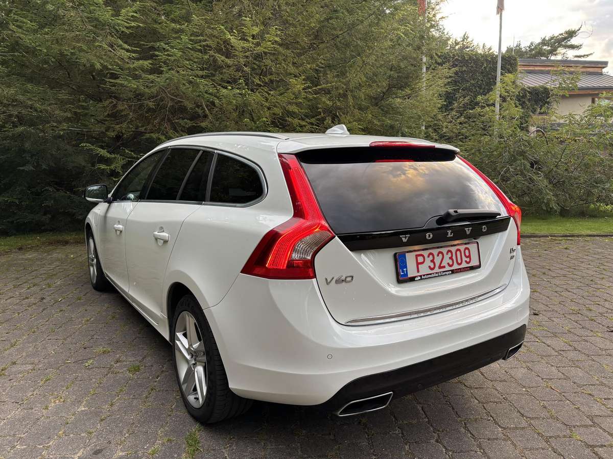 Volvo V60, 2.4 l., Универсал