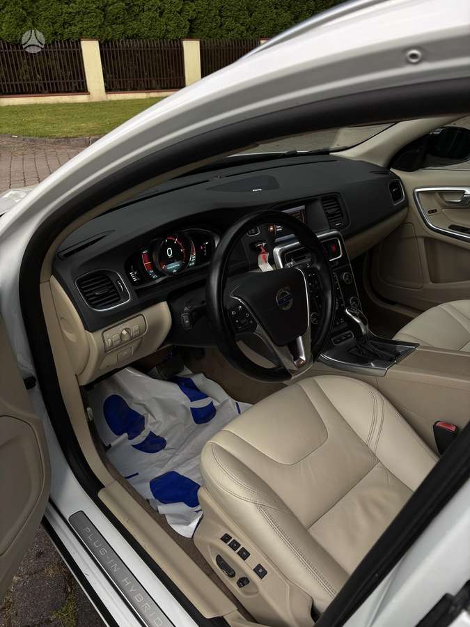 Volvo V60, 2.4 l., Универсал