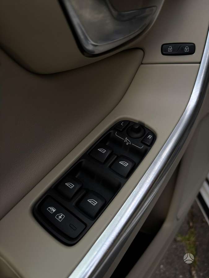 Volvo V60, 2.4 l., Универсал