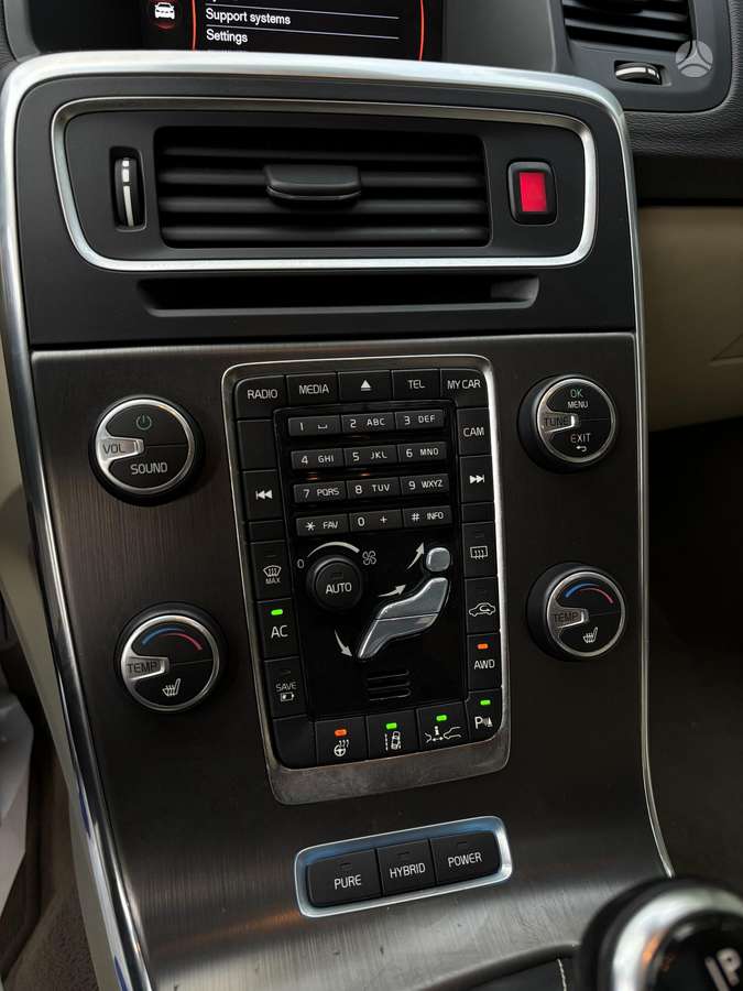 Volvo V60, 2.4 l., Универсал