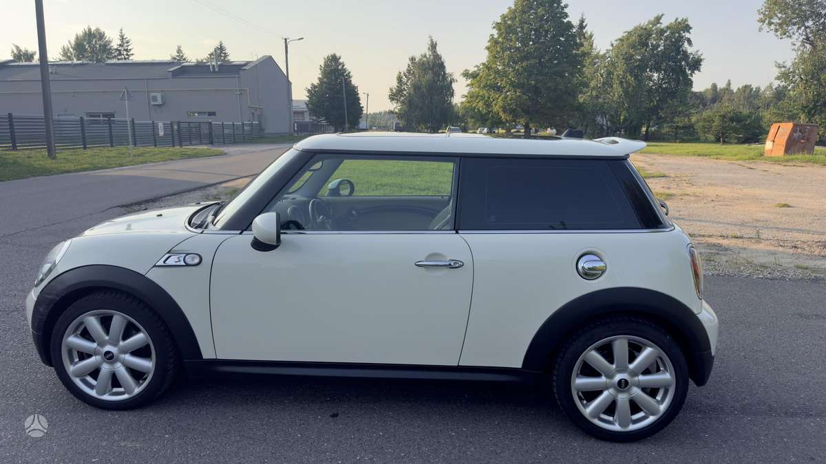 Mini Cooper S, 1.6 l., Хэтчбек