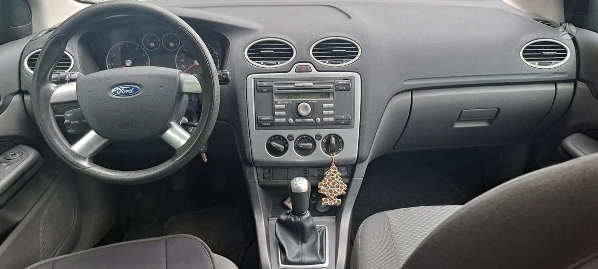 Ford Focus, 1.4 l., Хэтчбек