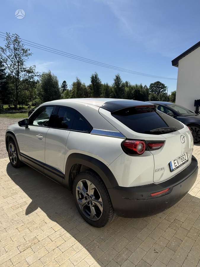 Mazda MX-30, Внедорожник / Кроссовер