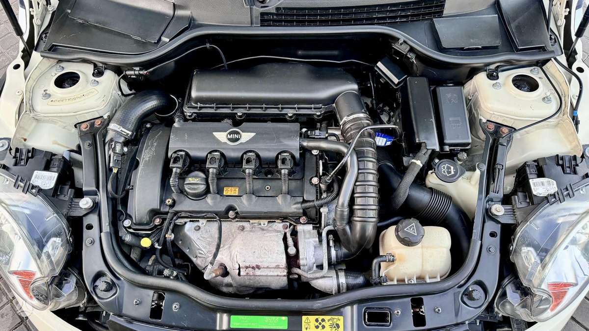 Mini Cooper S, 1.6 l., Хэтчбек