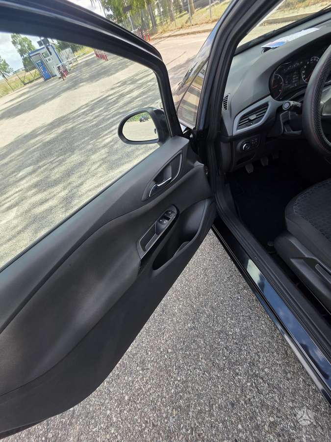 Opel Corsa, 1.3 l., Хэтчбек