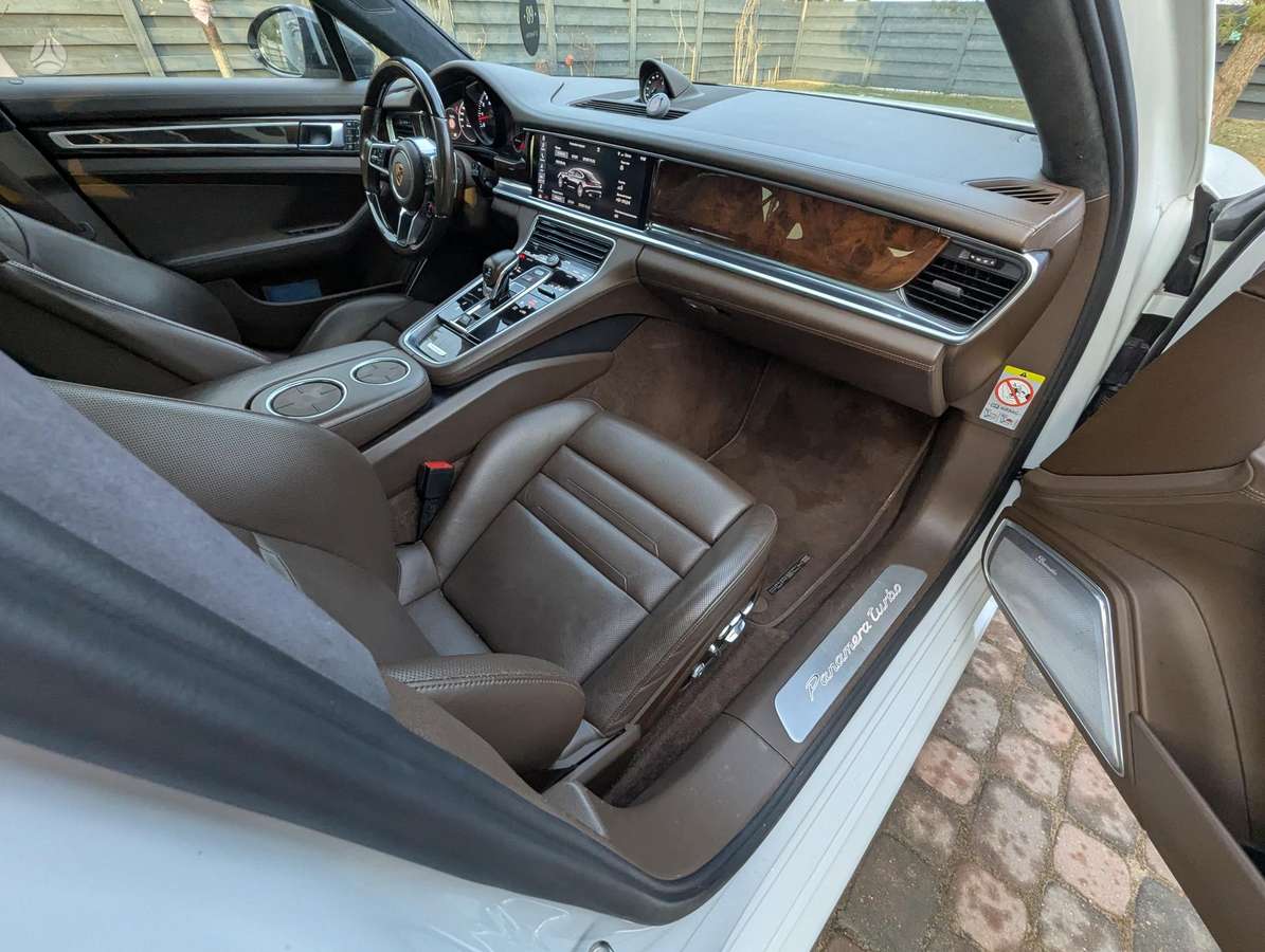 Porsche Panamera, 4.0 l., Хэтчбек