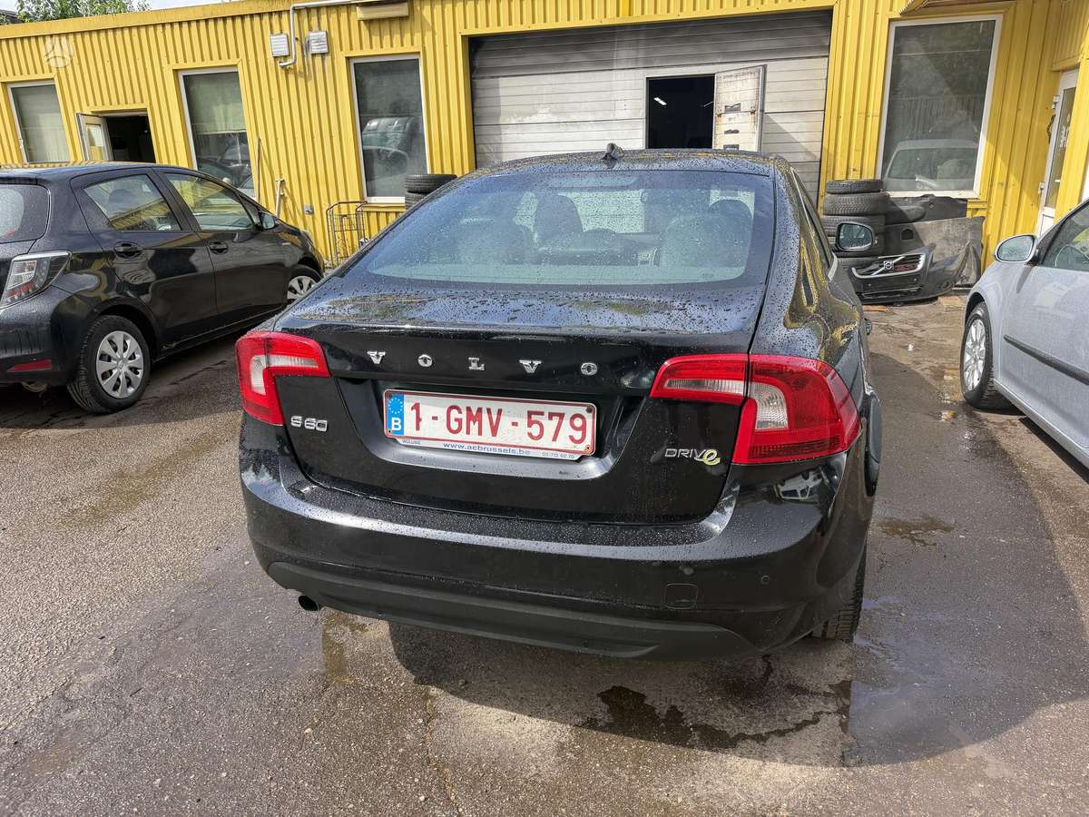 Volvo S60 - 3