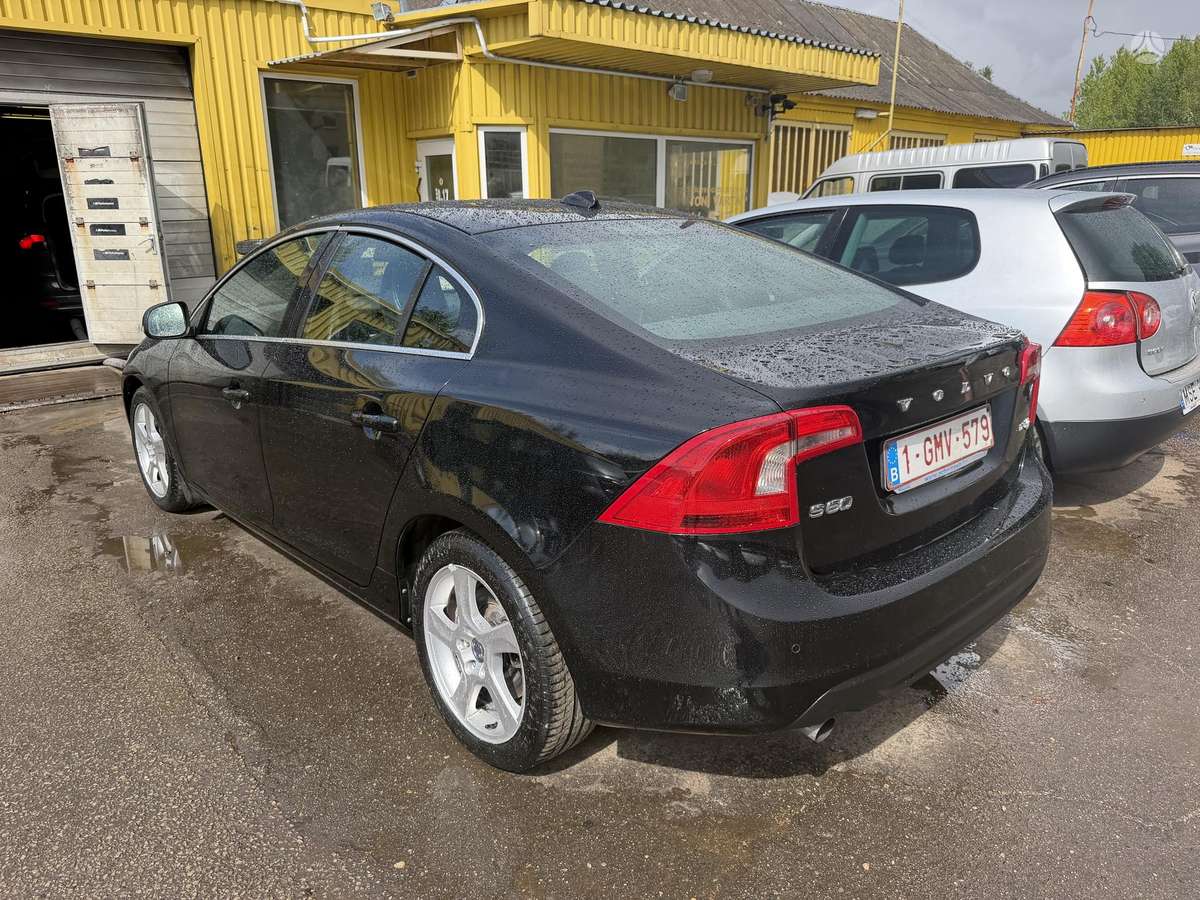 Volvo S60 - 4