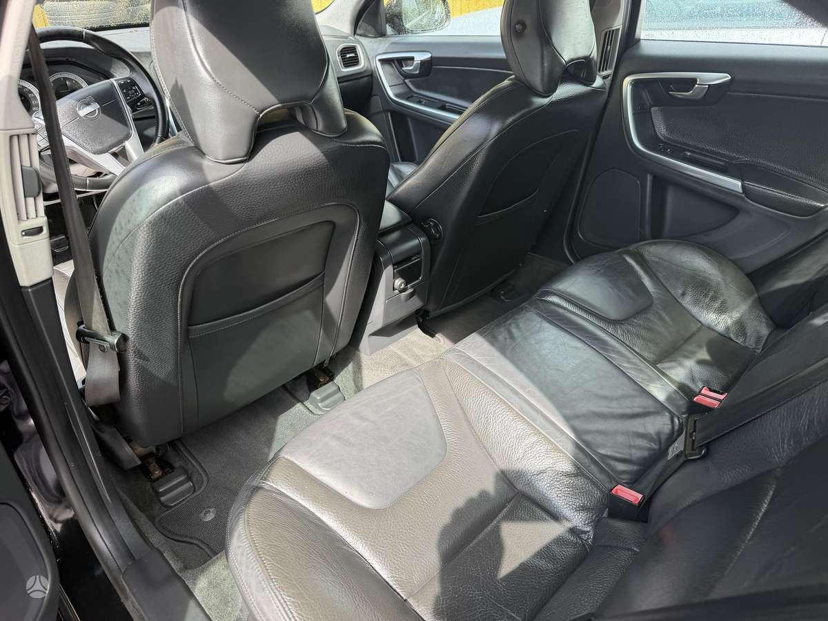 Volvo S60 - 8