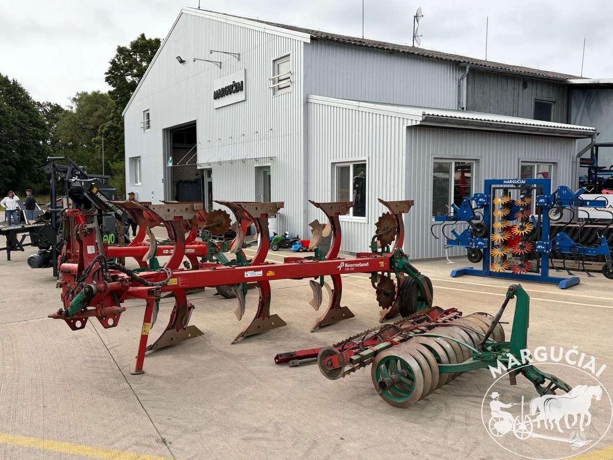 Kverneland EM100, 4 korpusų, ploughs