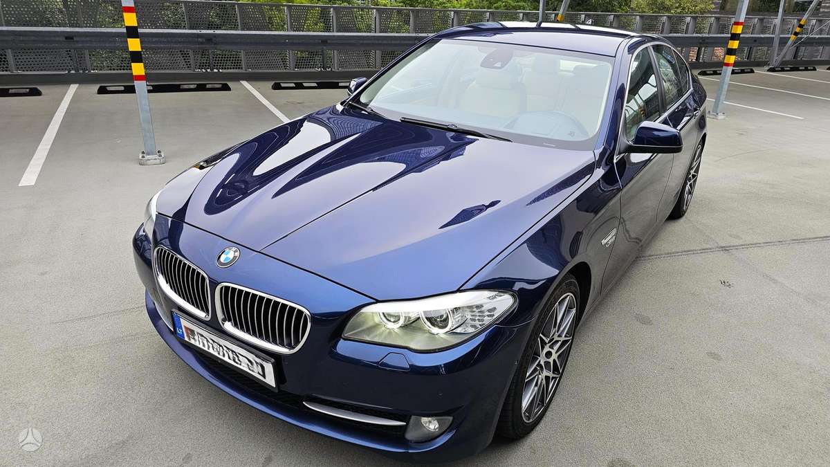 BMW 525, 2.0 l., Седан