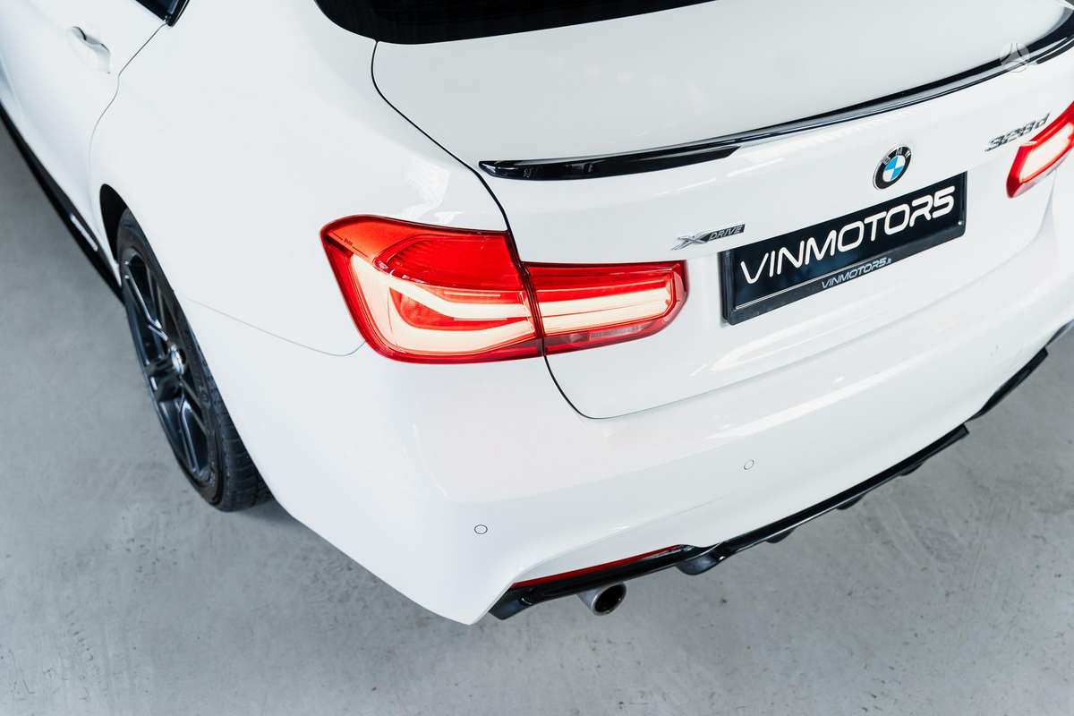 BMW 328, 2.0 l., Седан