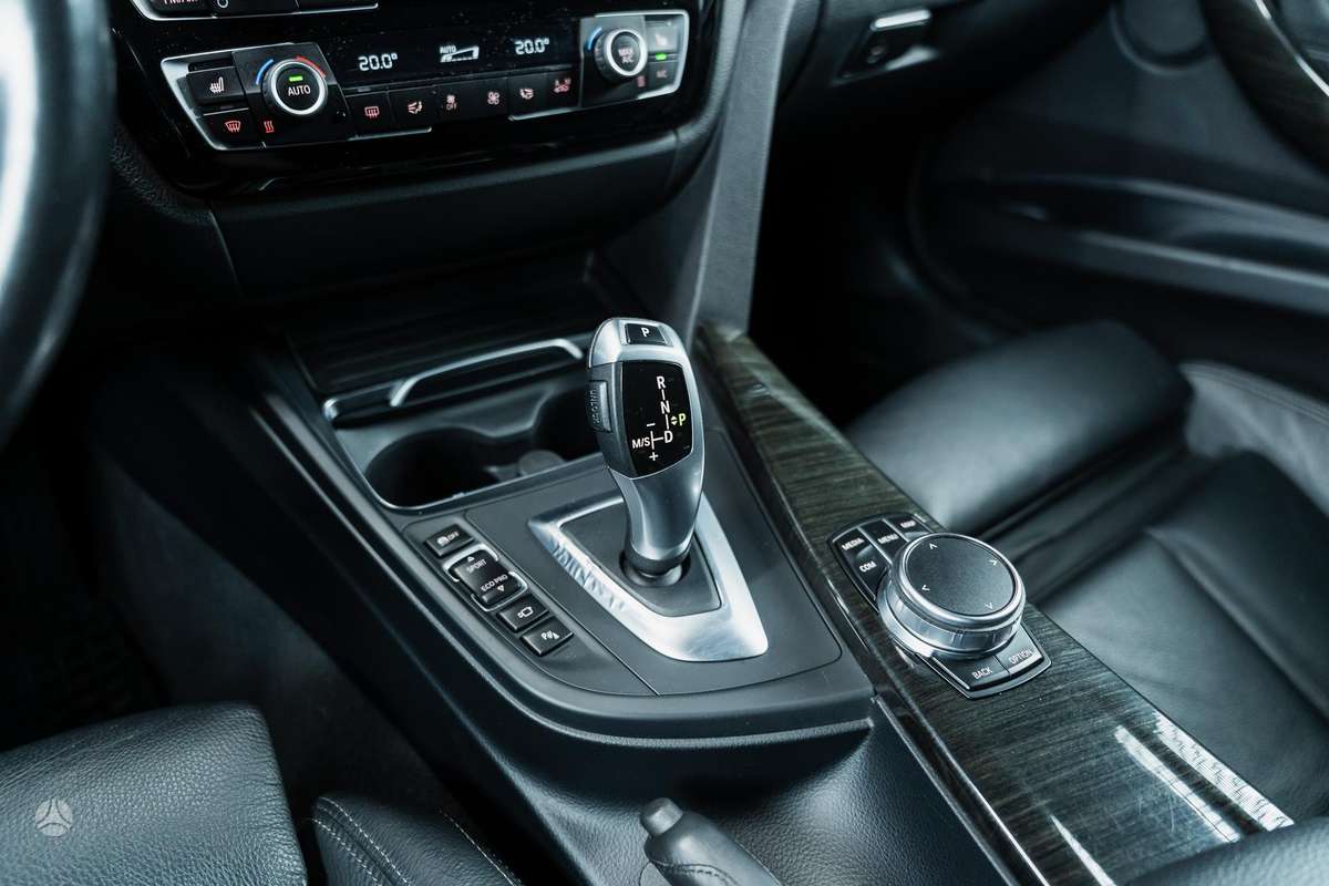 BMW 328, 2.0 l., Седан