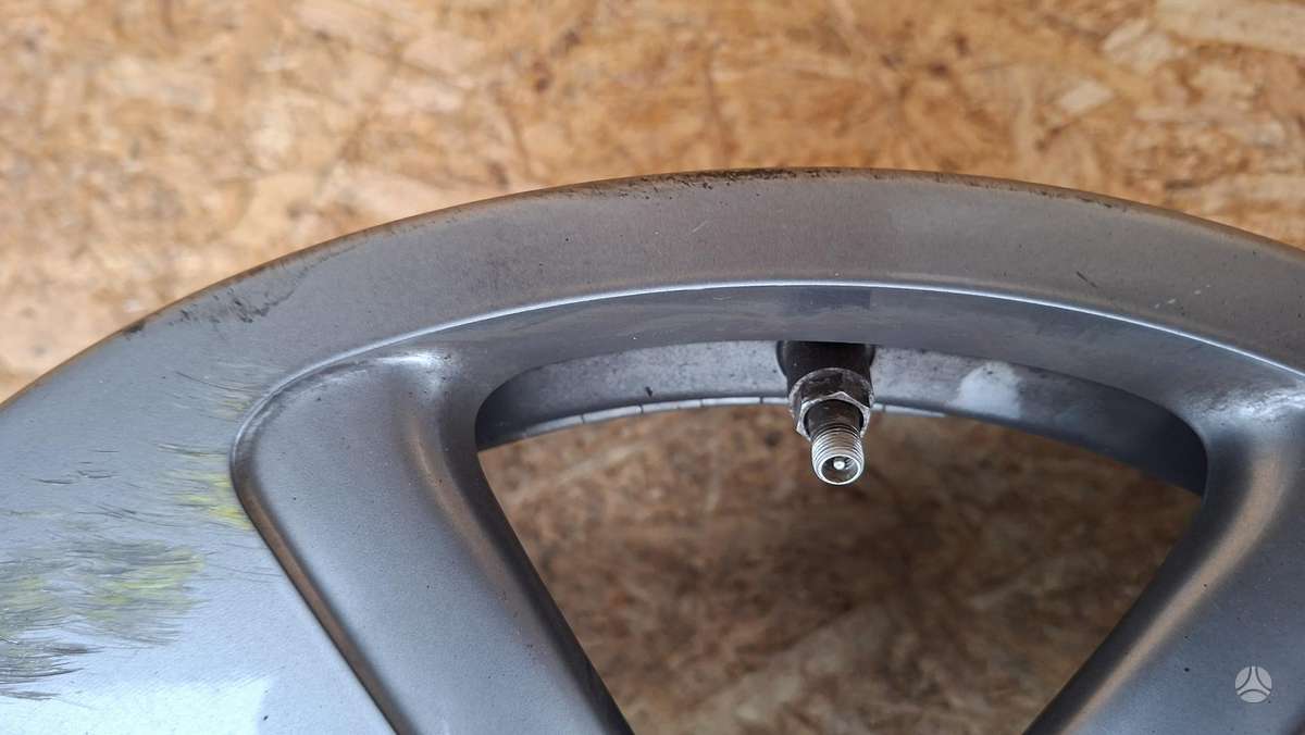 BMW 1 serija, 6897609, Cen31911