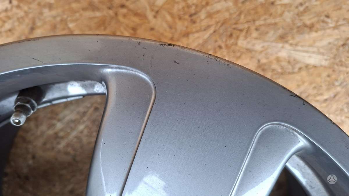 BMW 1 serija, 6897609, Cen31911
