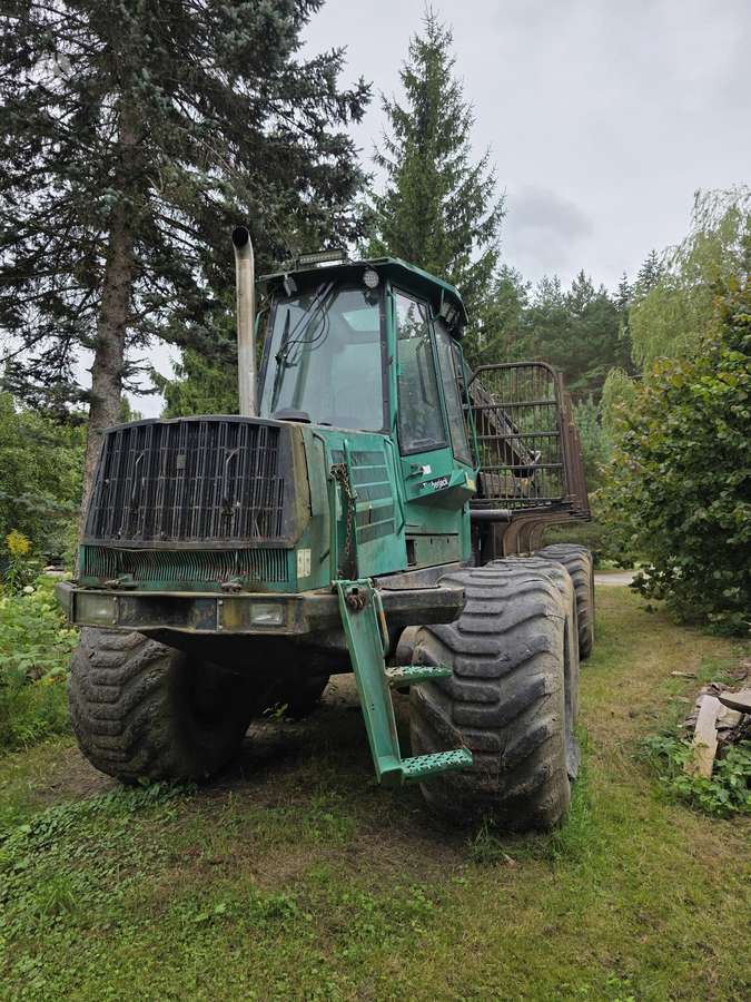 Timberjack 1710, koksnes transportieri