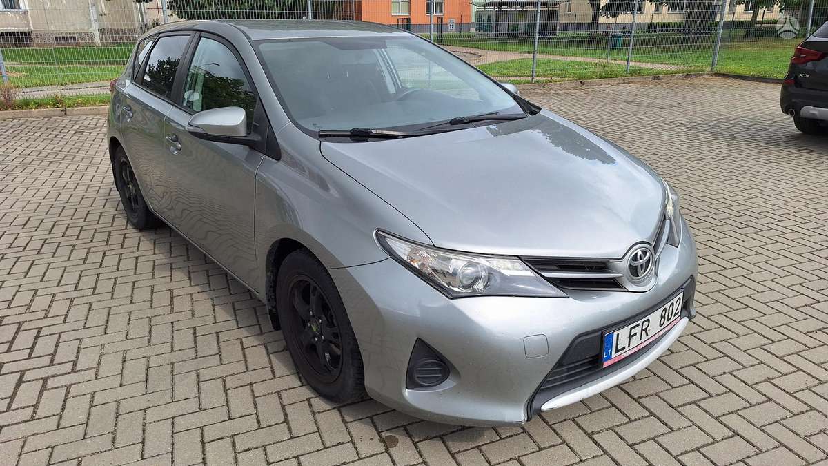 Toyota Auris - 3