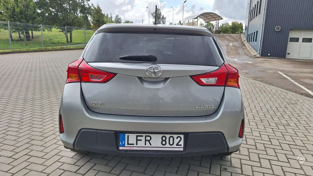 Toyota Auris - 6