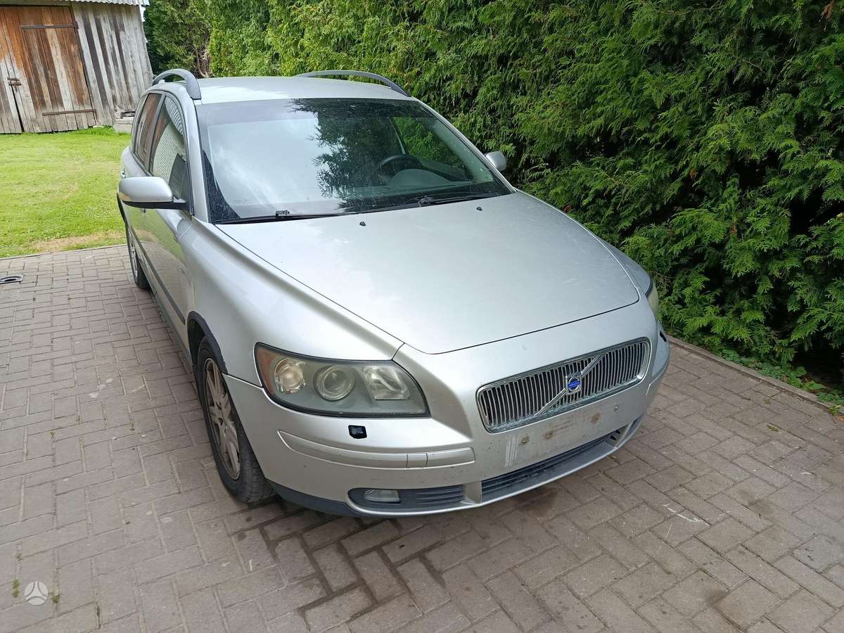 Volvo V50