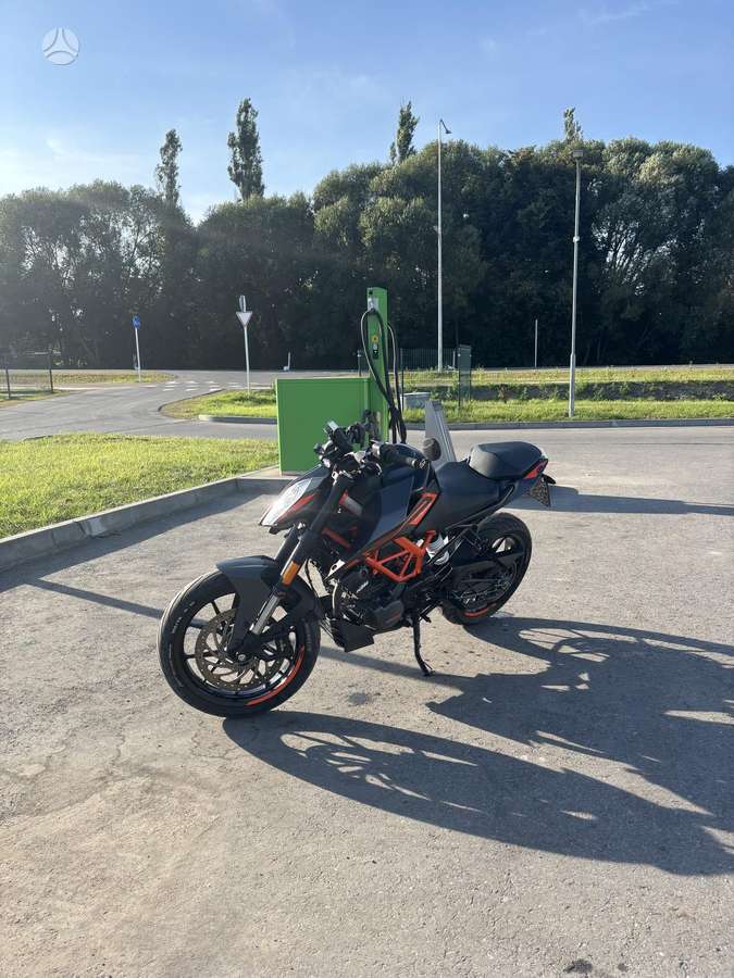 KTM Duke 125cc, street / classic