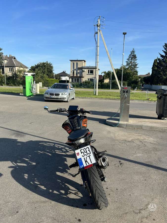 KTM Duke 125cc, street / classic