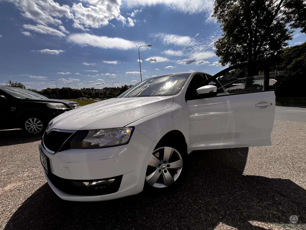 Skoda Rapid, 1.0 l., Хэтчбек