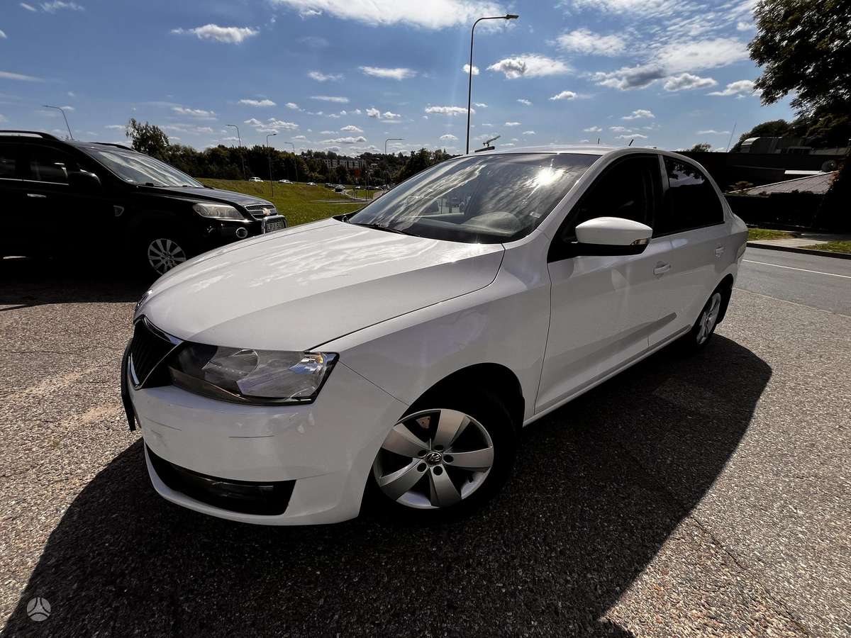 Skoda Rapid, 1.0 l., Хэтчбек