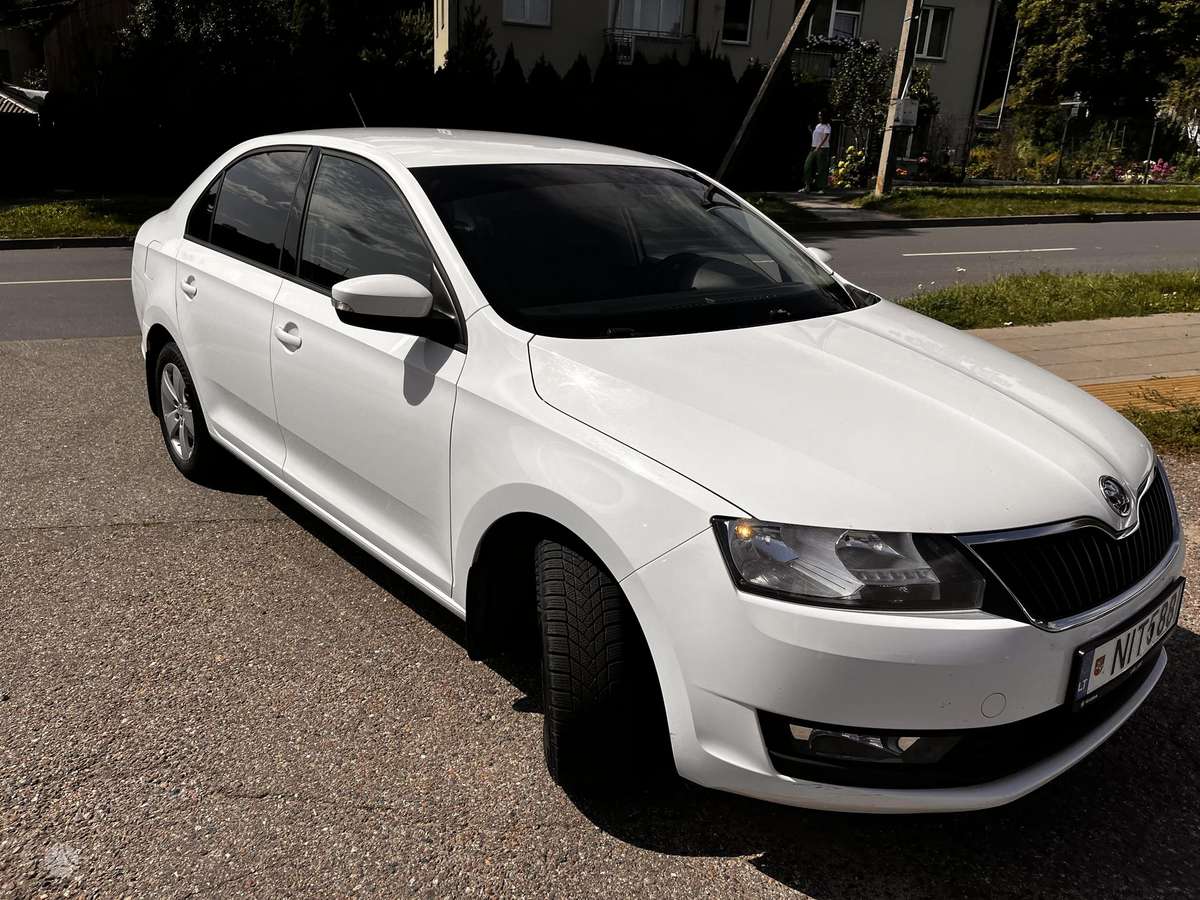 Skoda Rapid, 1.0 l., Хэтчбек