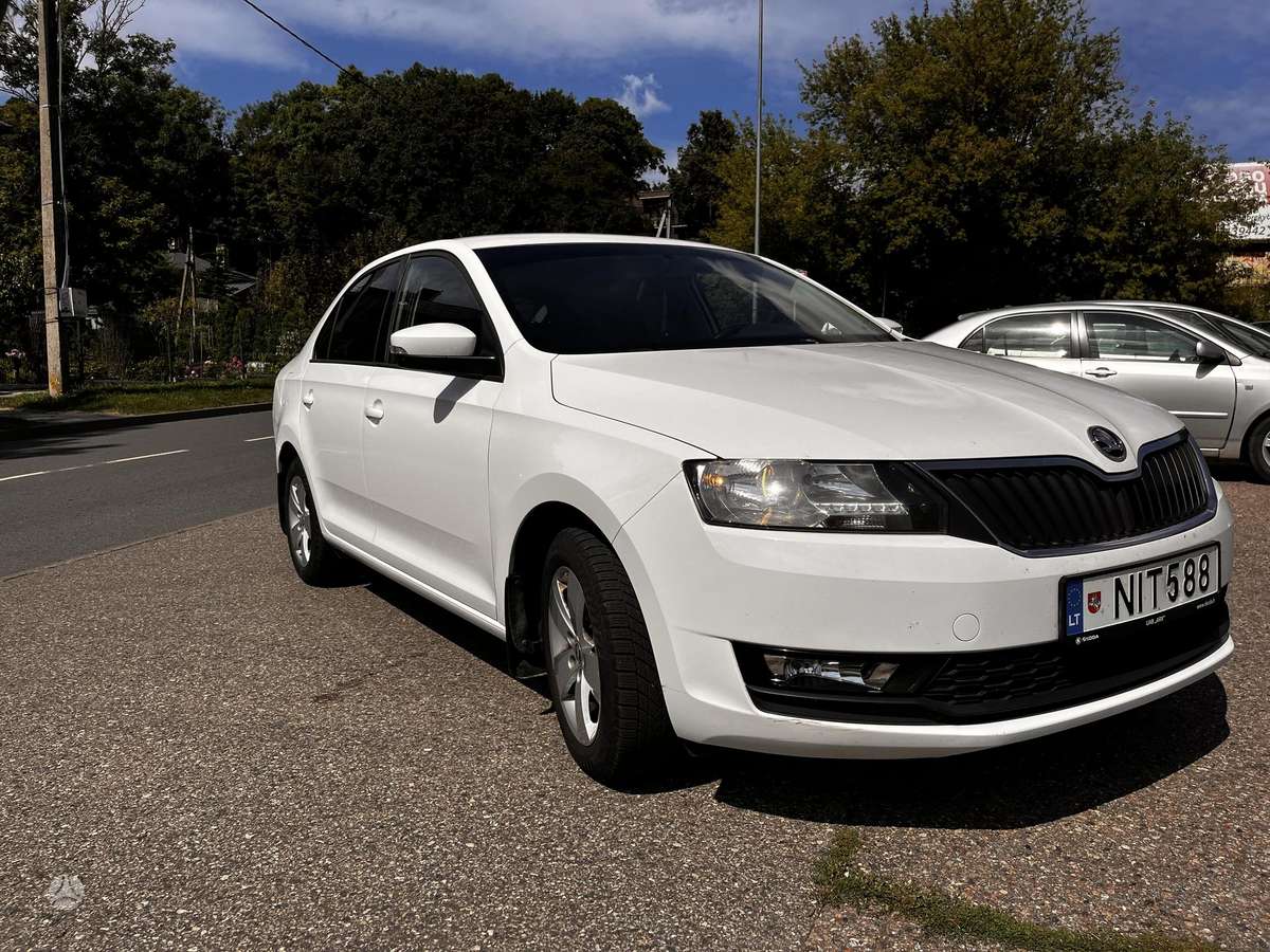 Skoda Rapid, 1.0 l., Хэтчбек
