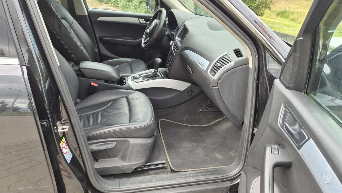 Audi Q5, 2.0 l., Внедорожник / Кроссовер