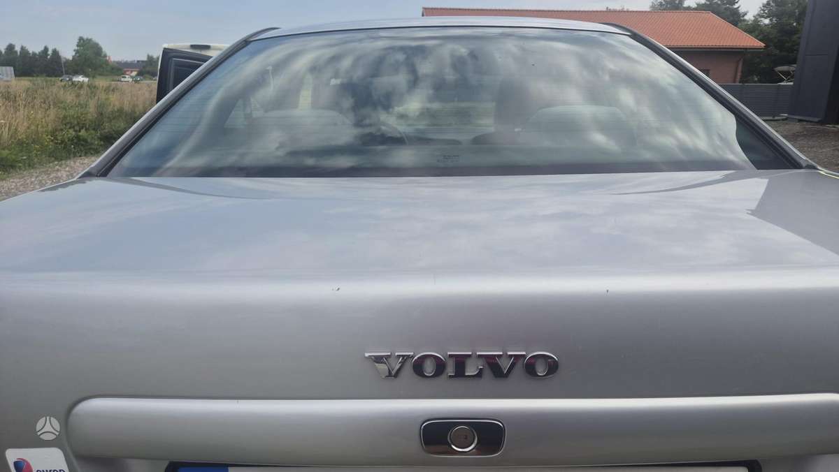 Volvo S40, 1.8 l., Седан