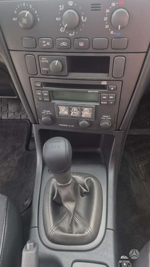 Volvo S40, 1.8 l., Седан