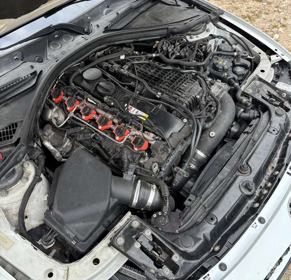 BMW 340, 3.0 l., Седан