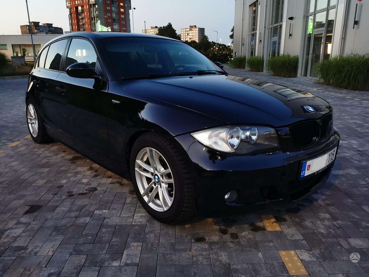 BMW 116, 1.6 l., hatchback