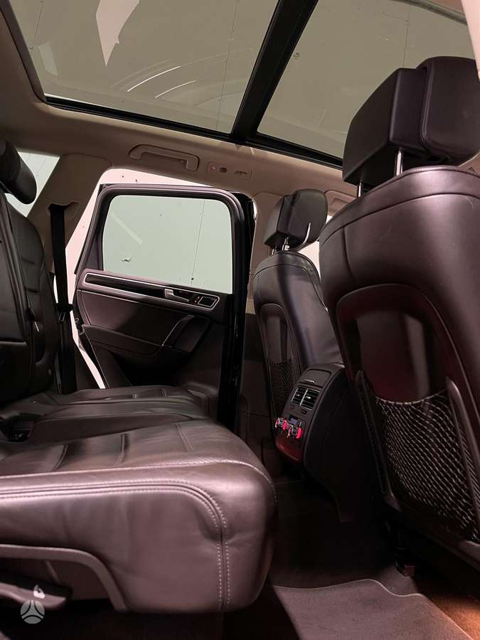 Volkswagen Touareg - 7