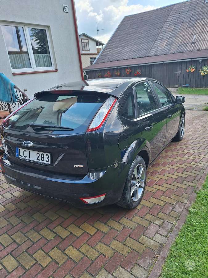 Ford Focus, 2.0 l., Хэтчбек