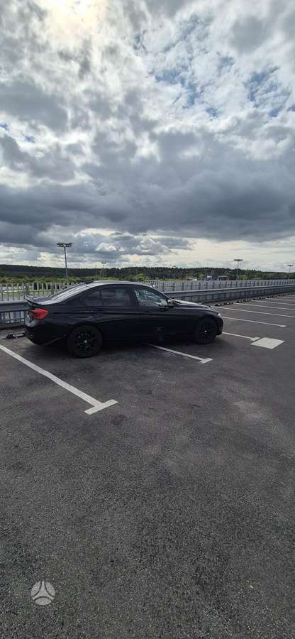 BMW 320, 2.0 l., Седан