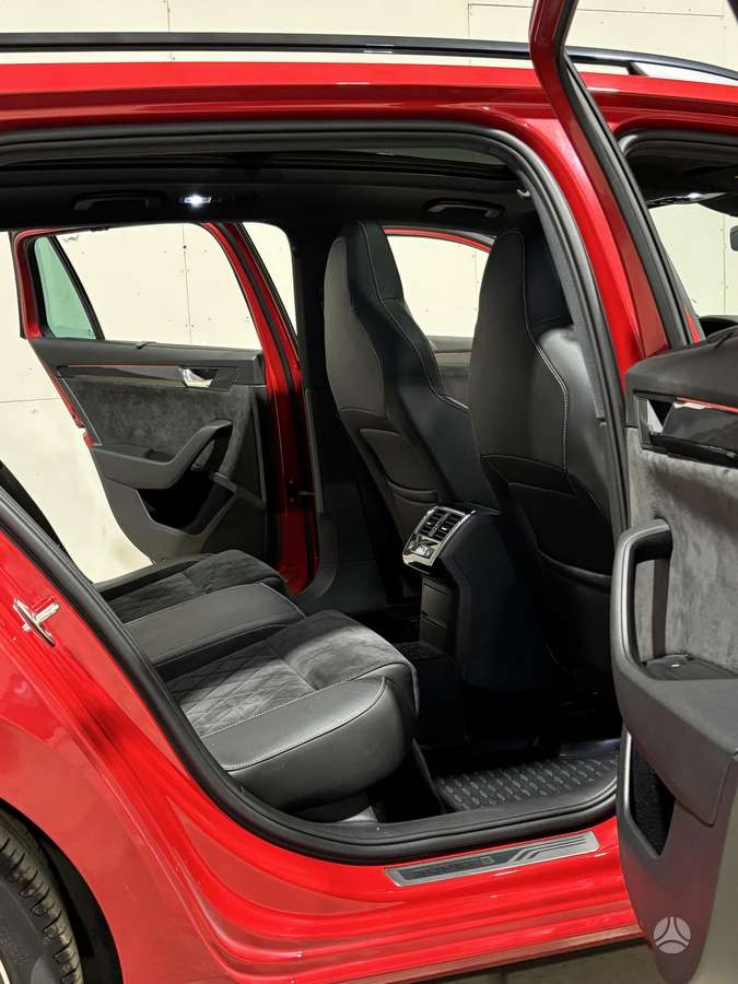 Skoda Superb, 2.0 l., Универсал