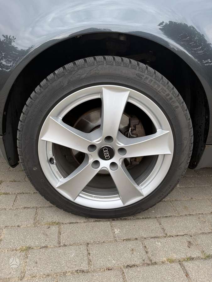 Audi A6, 2.5 l., sedanas